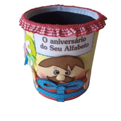 Aniversário Do Seu Alfabeto História Na Lata